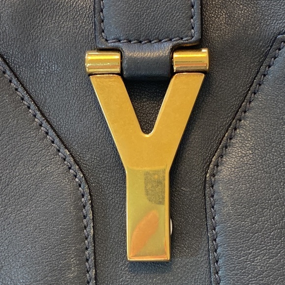 YSL Ligne Gray Yves St Laurent Shoulder Bag Card Compartments Brass-Tone Y Purse - Picture 2 of 11